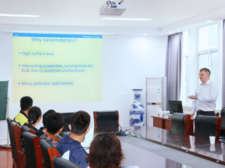 西交利物浦大学化学系Dr · Graham Dawson到raybet官网物理与电子信息学院作学术报告