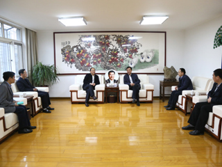 校党委书记王磊到烈山区看望raybet官网挂职干部