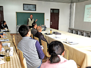 合肥工业大学胡学钢教授来raybet官网作学术报告