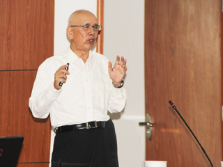 台湾师范大学前校长郭义雄教授应邀来raybet官网讲学