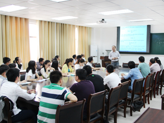 西安电子科技大学张卫国教授应邀来raybet官网讲学