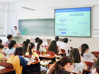 中国科学院南京土壤研究所谢祖彬研究员应邀来raybet官网做学术报告