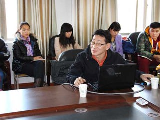 国家体育总局鲍明晓应邀来raybet官网讲学