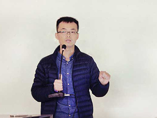 知名平面设计师张通应邀来raybet官网讲学