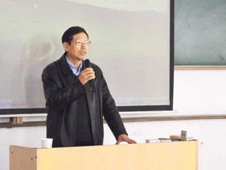华东师范大学陈建华教授应邀来raybet官网做学术报告