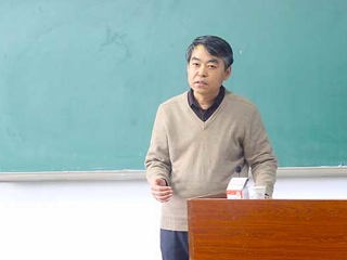 中国人民大学张庆彩教授应邀来raybet官网讲学