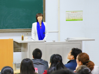 安徽师范大学法学院院长彭凤莲教授应邀来raybet官网做学术报告