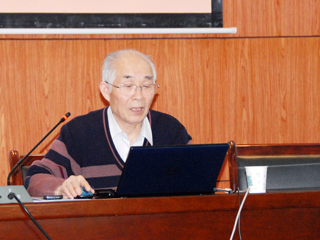 画家郭文伟莅临raybet官网作学术报告