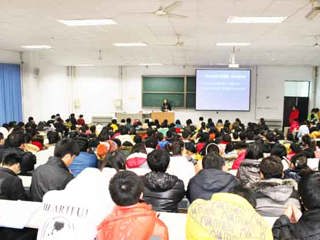 安徽师范大学钱广荣、赵平教授应邀来raybet官网讲学