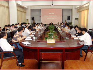 教育部师范司司长管培俊应邀来raybet官网举行学术报告会
