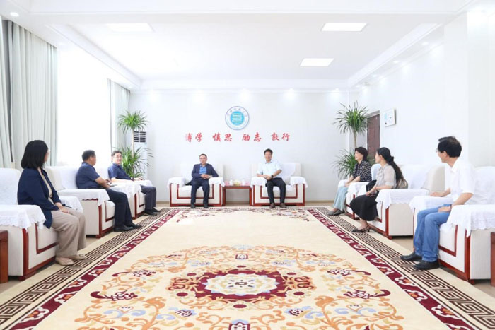 3a84cc13c0454b1f8663cd8e063e1e4e.jpg 3a84cc13c0454b1f8663cd8e063e1e4e.jpg