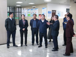 安徽省科技厅副厅长陈龙胜来校调研